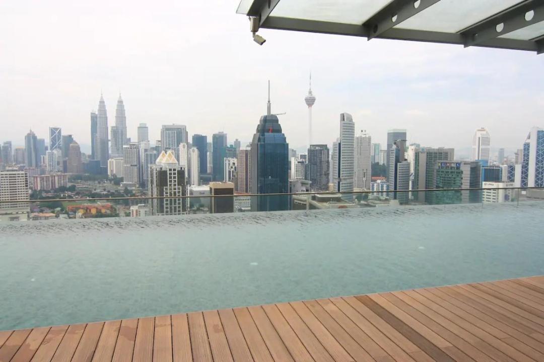 Regalia Suites Kl *