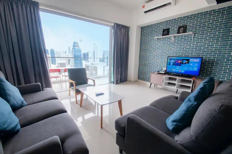 Regalia Suites Kl *
