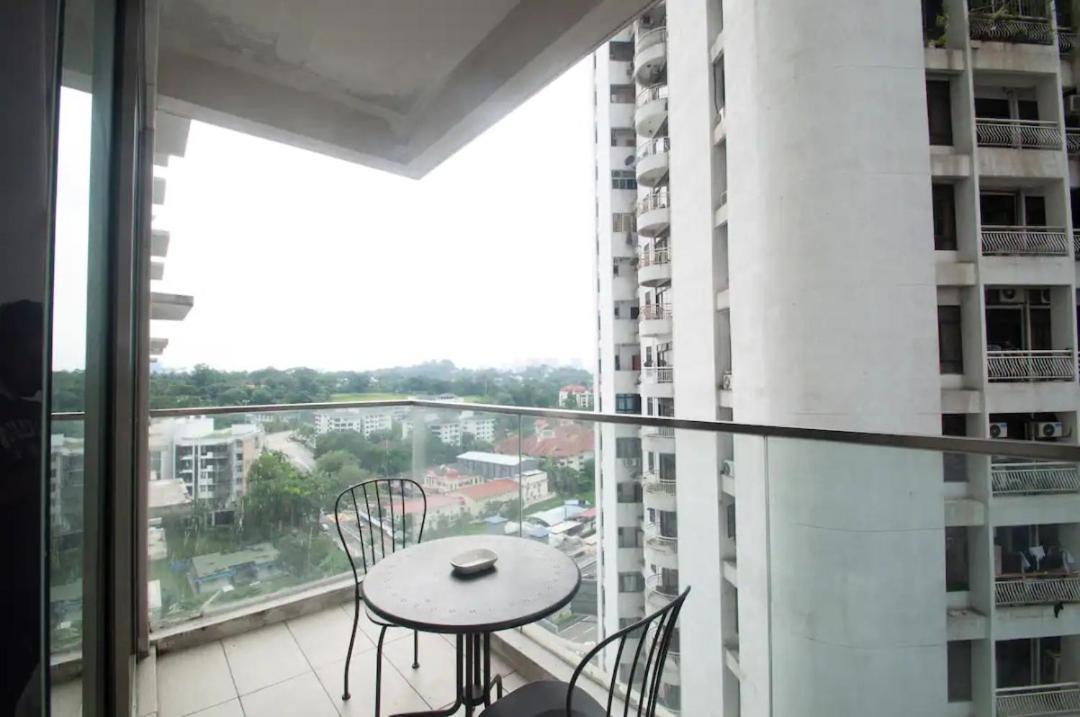 Regalia Suites Kl *